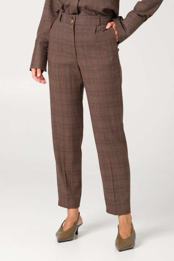 Ženske pantalone braon karo