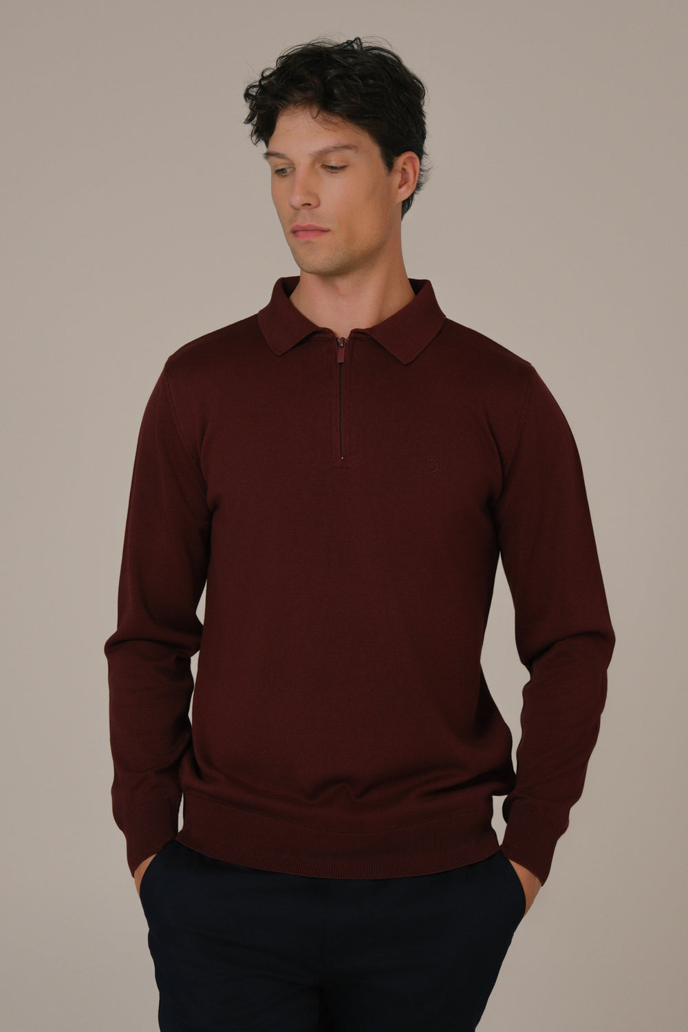 Muški džemper sa kragnom bordo