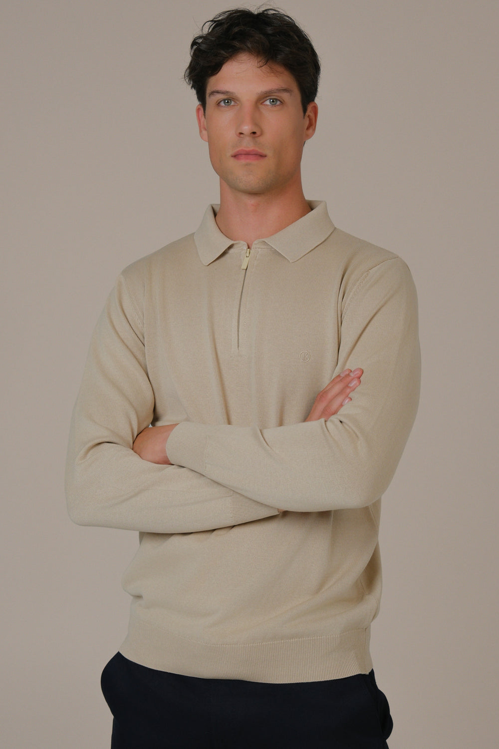 Muški džemper sa kragnom svetlo bež