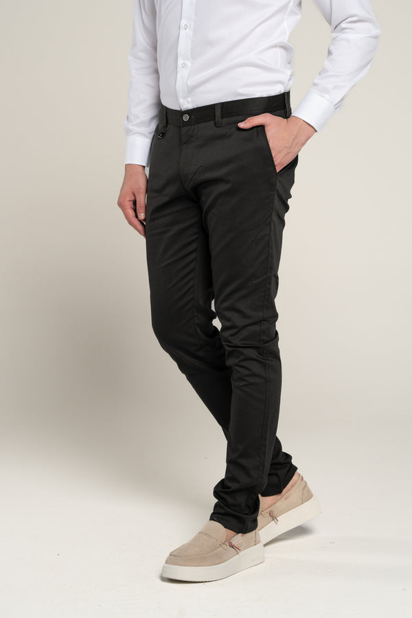 Muške pantalone SLIM FIT CRNE